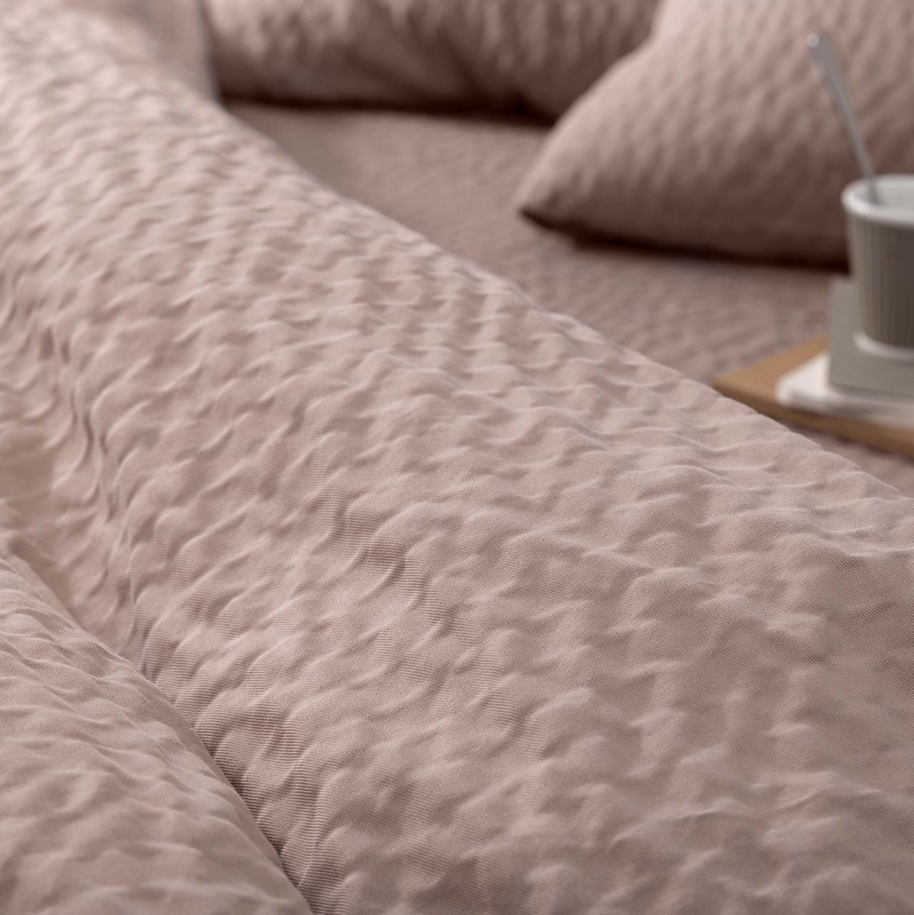 Couette 220x240cm ultra chaude 750gr/m², toucher peau de pêche